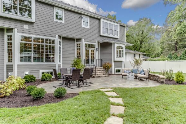 Concrete Patio Landscaping in Tampa
