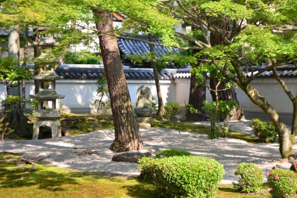 Zen Garden Landscaping in Tampa