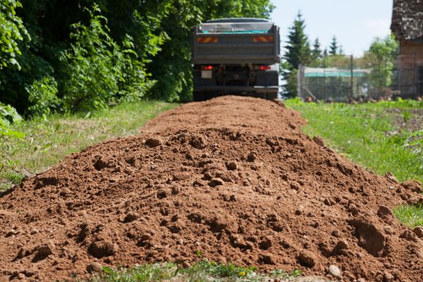 Residential Soil Delivery in Tampa